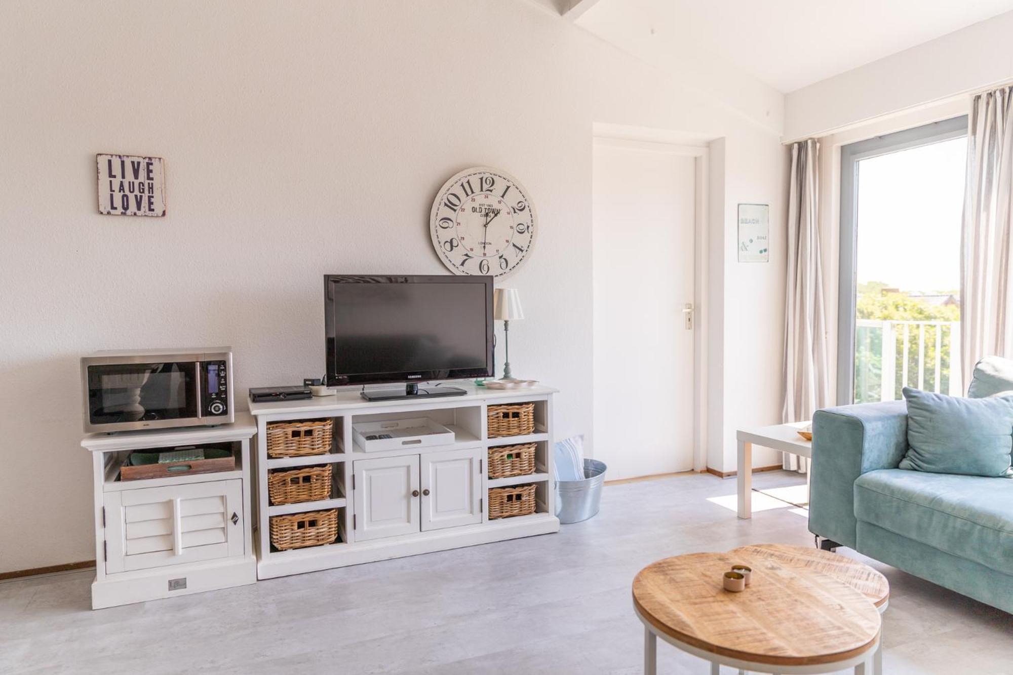 44 Apartment *